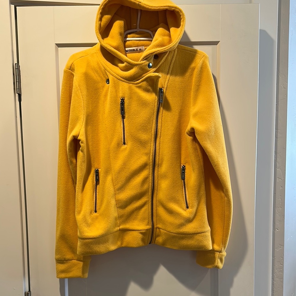 DOUBLE JU Yellow Hooded Jacket with Zipper Details.  NWOT
